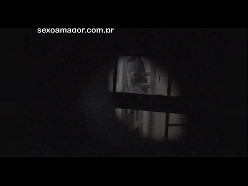 ❤️ Blondie ichi bo'sh g'ishtlar orqasida yashiringan qo'shni voyeur tomonidan yashirincha videoga tushadi ❌ Anal porno uz.amourpassionfever.ru ❌️❤